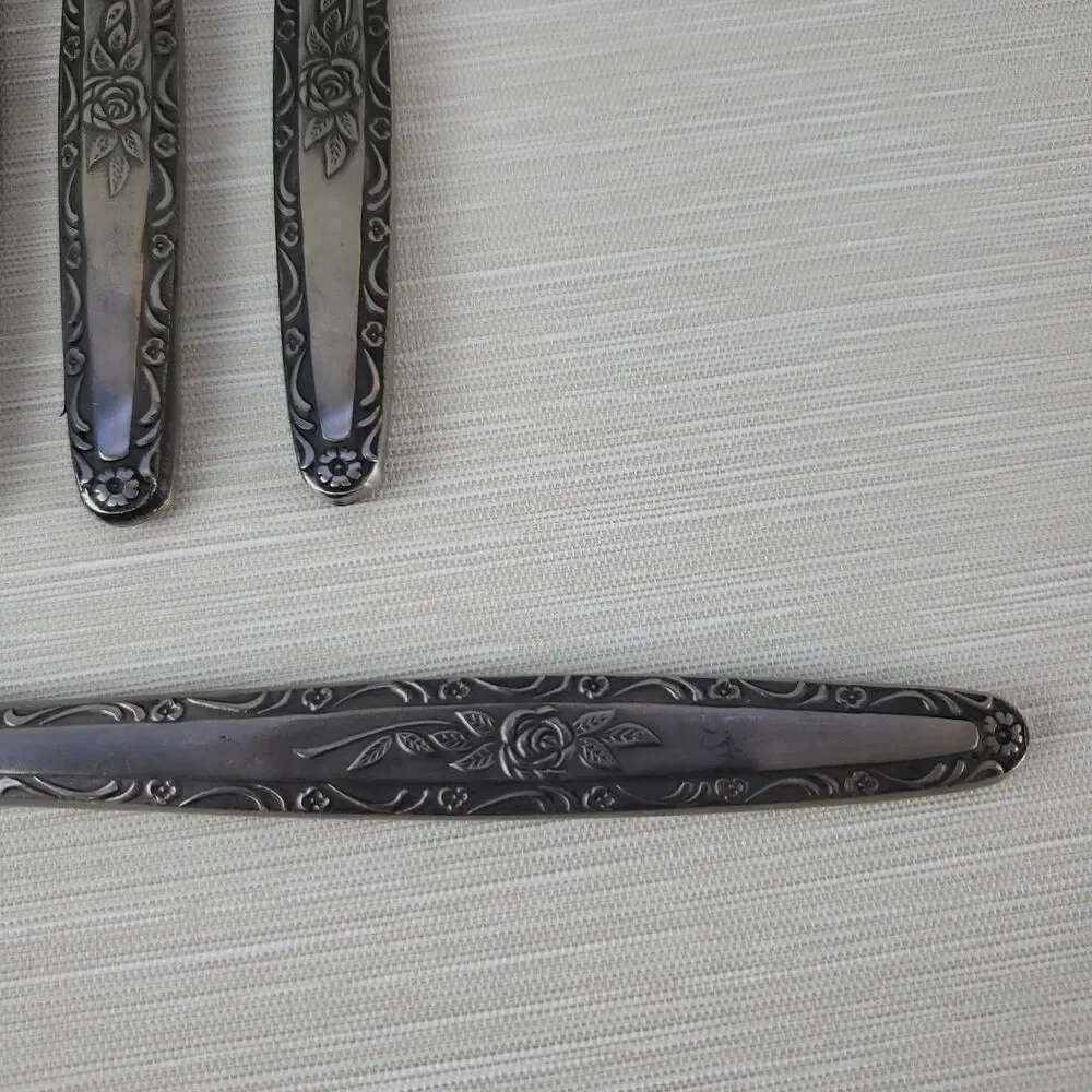 Vintage Single Rose Stainless Steel Butter Knives 8 Pcs Silverware Japan MCM